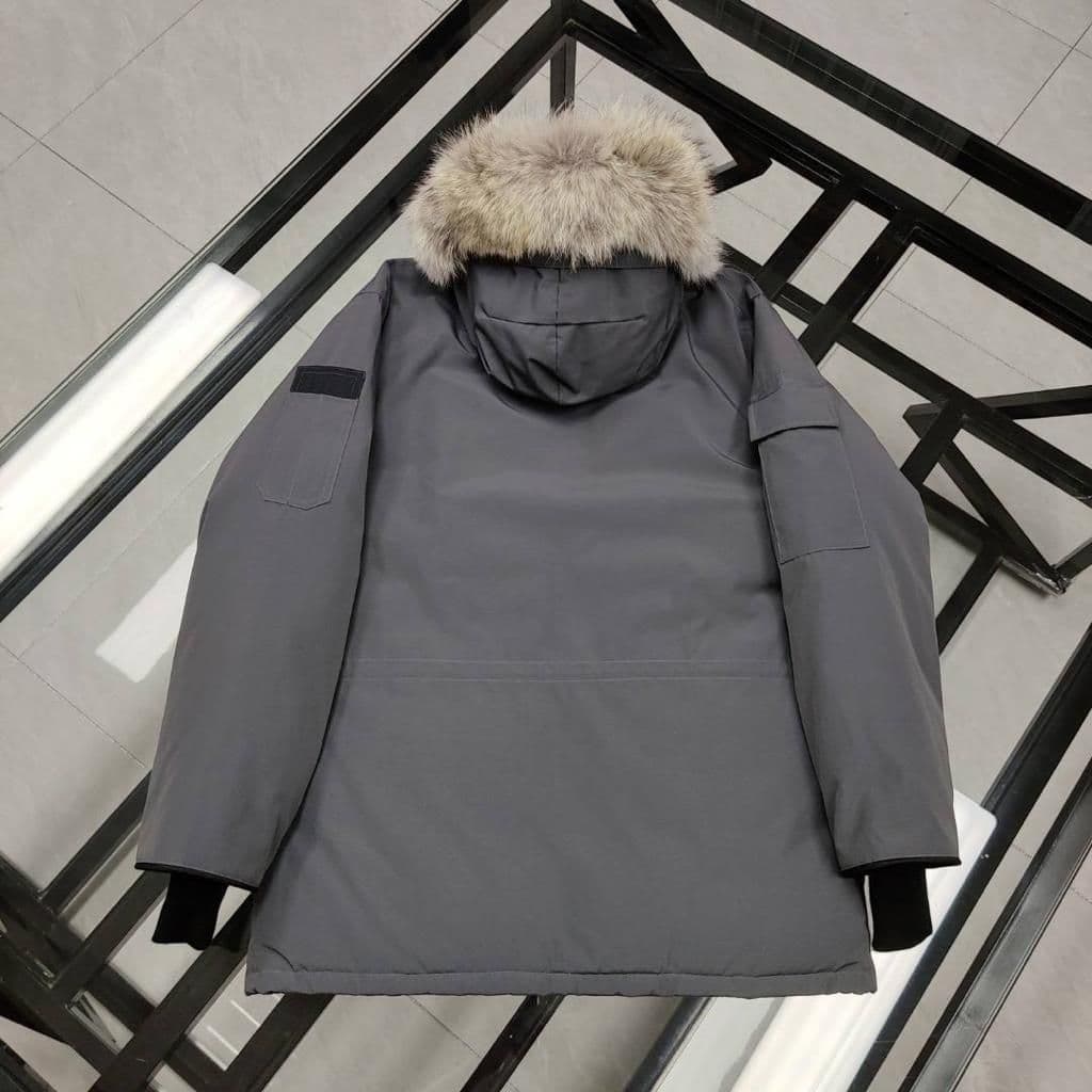 Купить Пуховик Canada Goose Expidition Parka серая