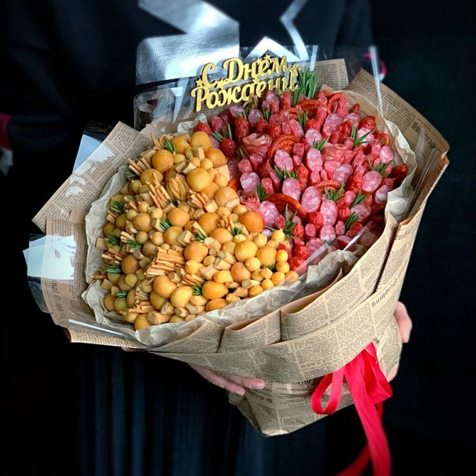 Колбасный букет с орешками