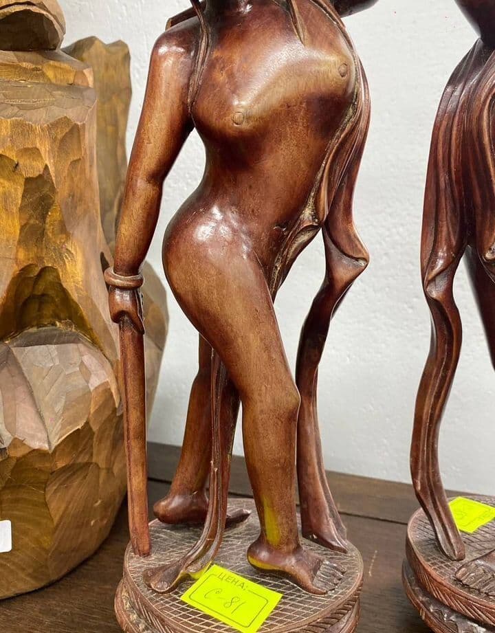 Купить Две деревянные статуэтки в китайском стиле