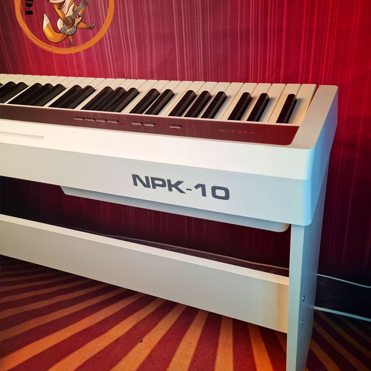 Купить Цифровое пианино NUX NPK-10 WH со стойкой