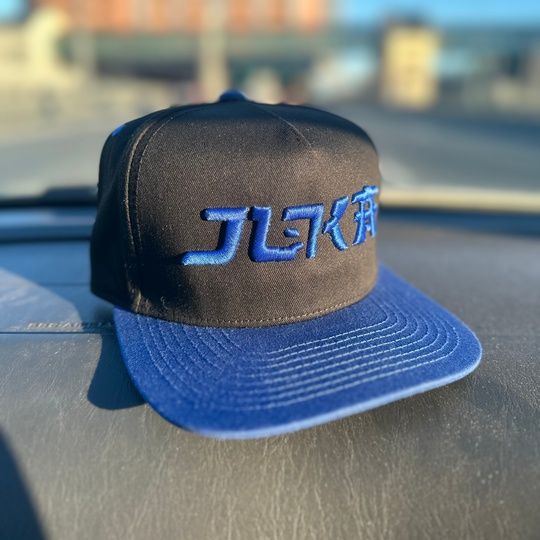 Купить Бейсболка SnapBack