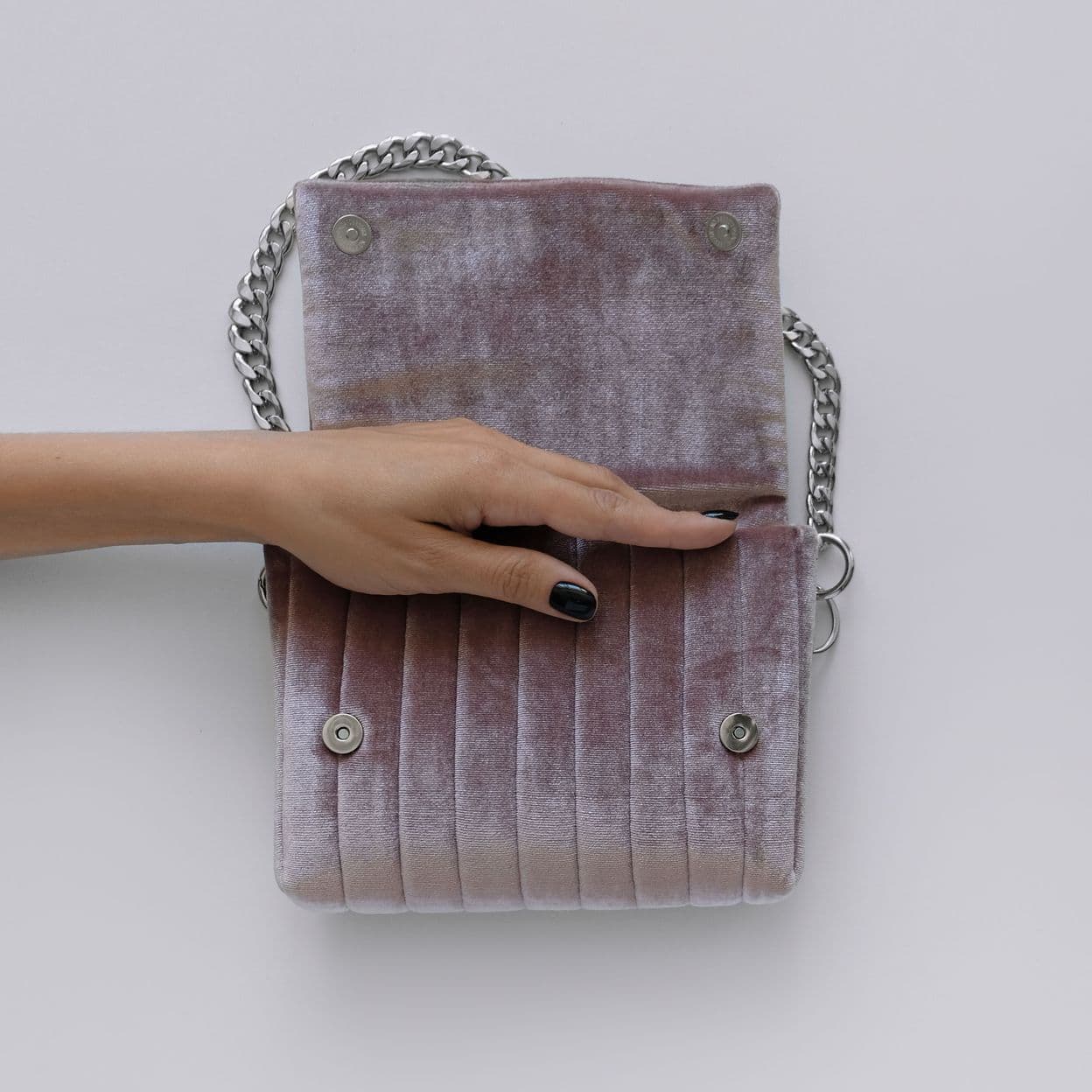 Купить Сумка стеганая AGLAIS в оттенке «Французская сирень»