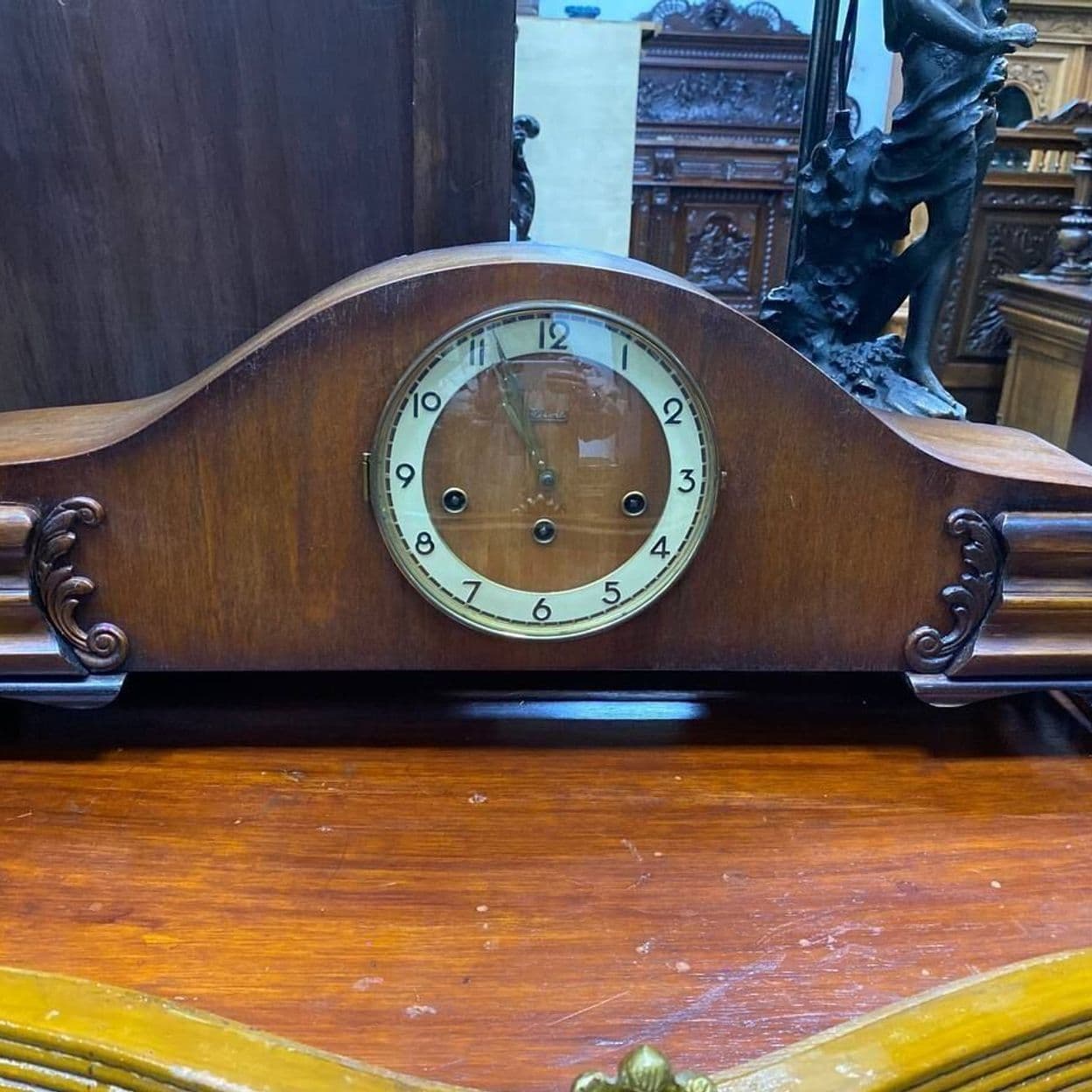 Купить Старинные каминные часы