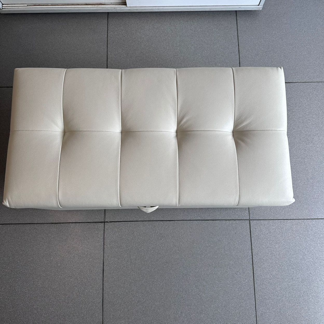 Купить Белая банкетка с ящиком