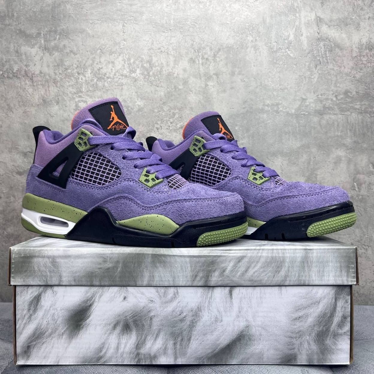 Купить Nike Air Jordan 4 Retro WMNS "Canyon Purple"