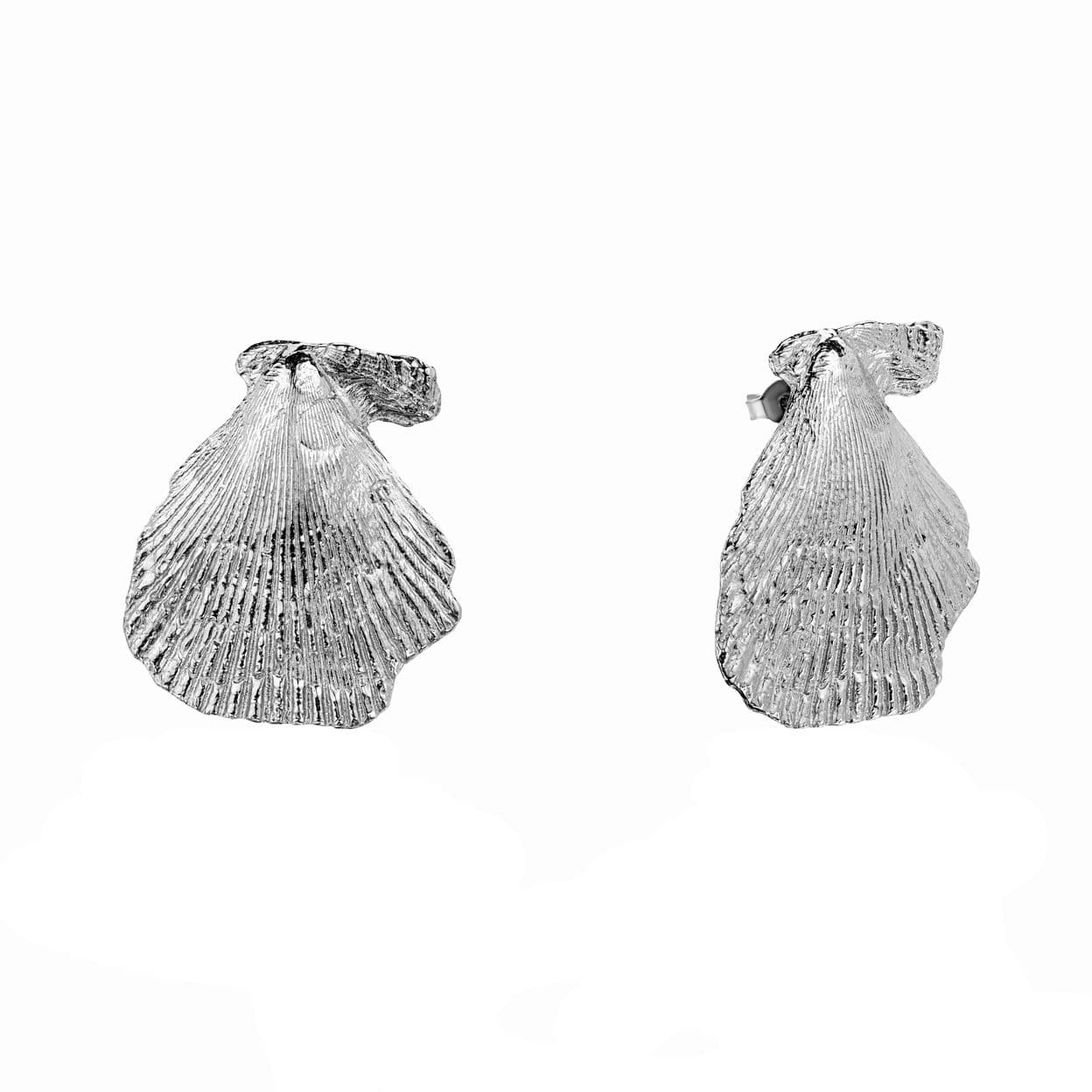 Купить MORE VNUTRI Серьги-пусеты большие ракушки без вставок, платинирование