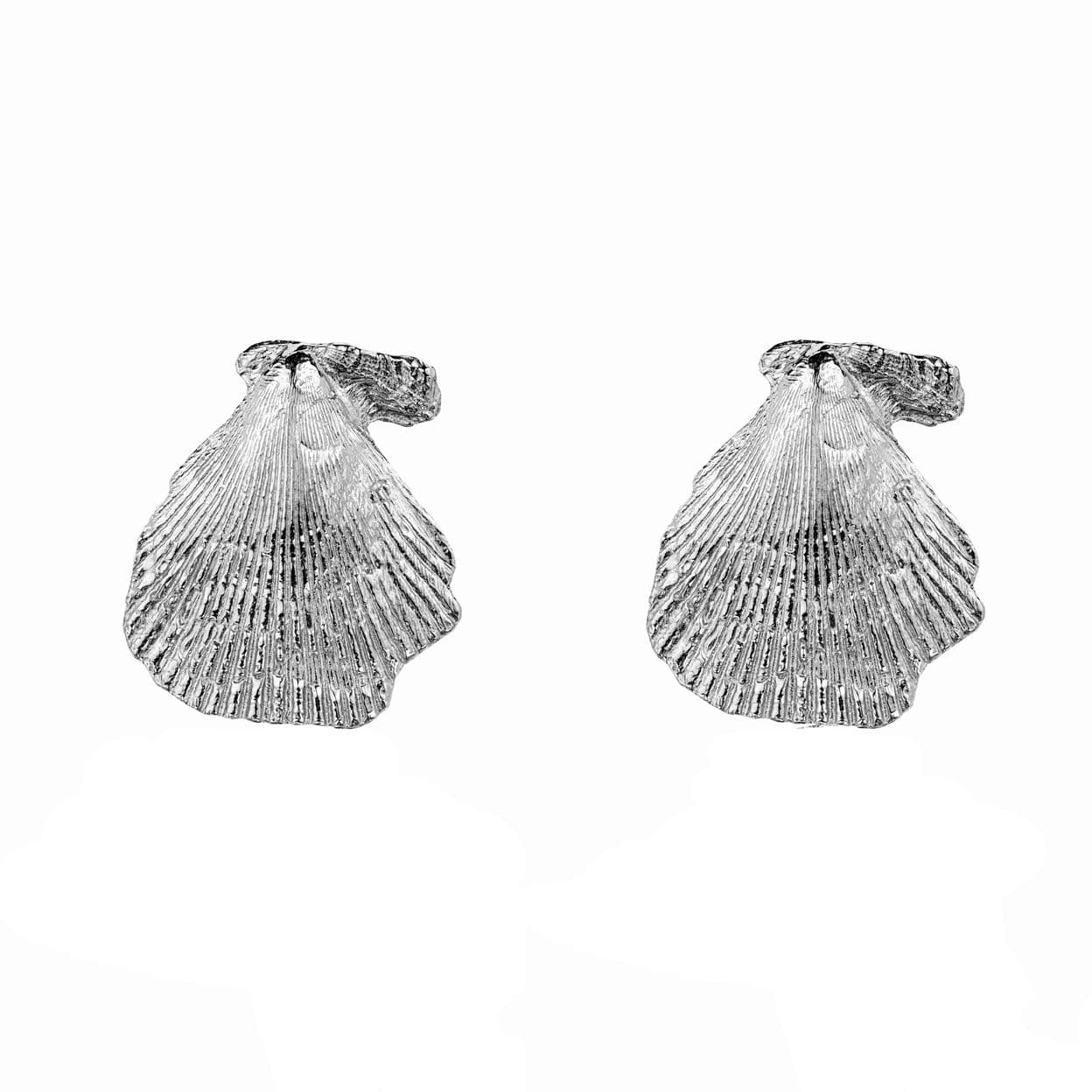 Купить MORE VNUTRI Серьги-пусеты большие ракушки без вставок, платинирование