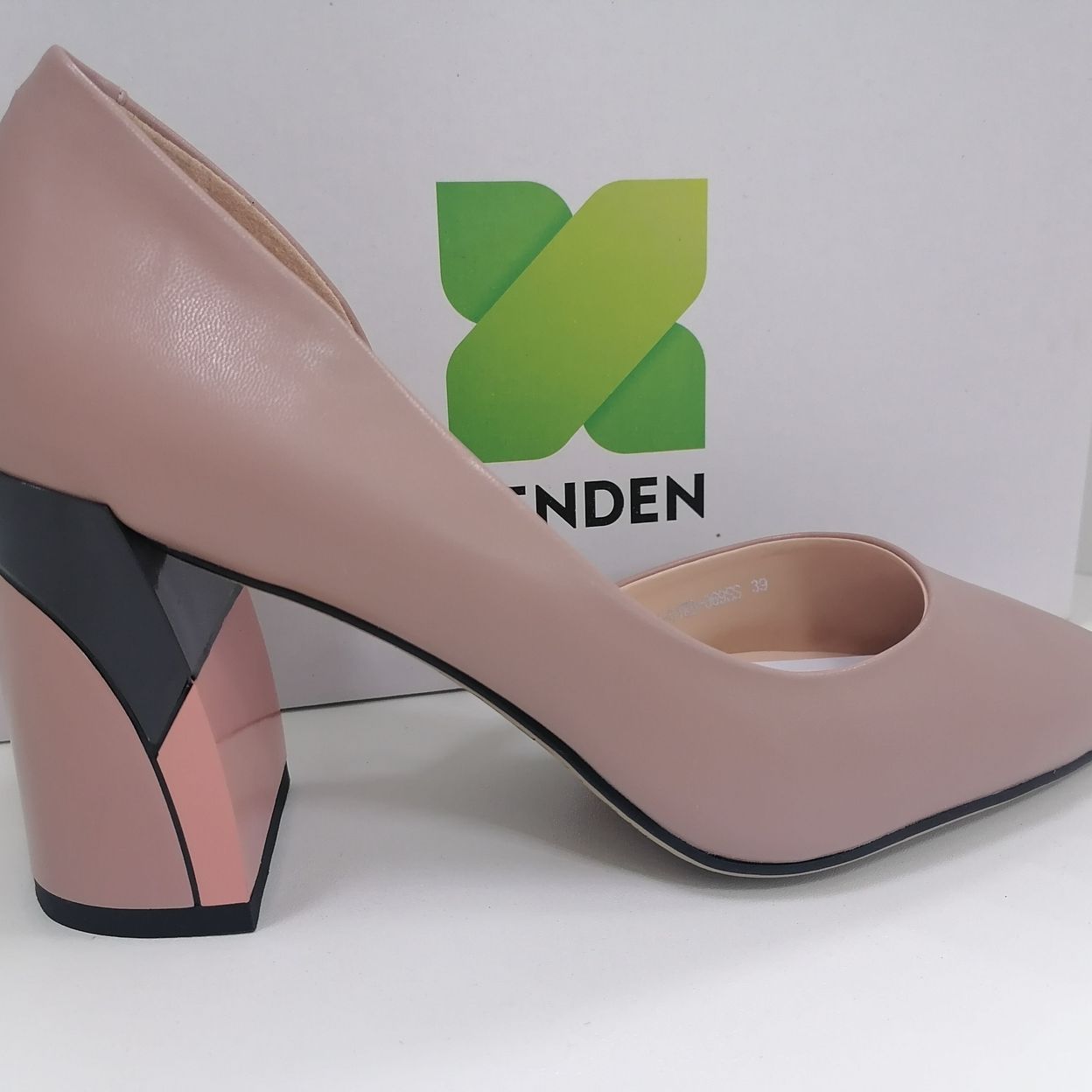 Купить Туфли женские Zenden.