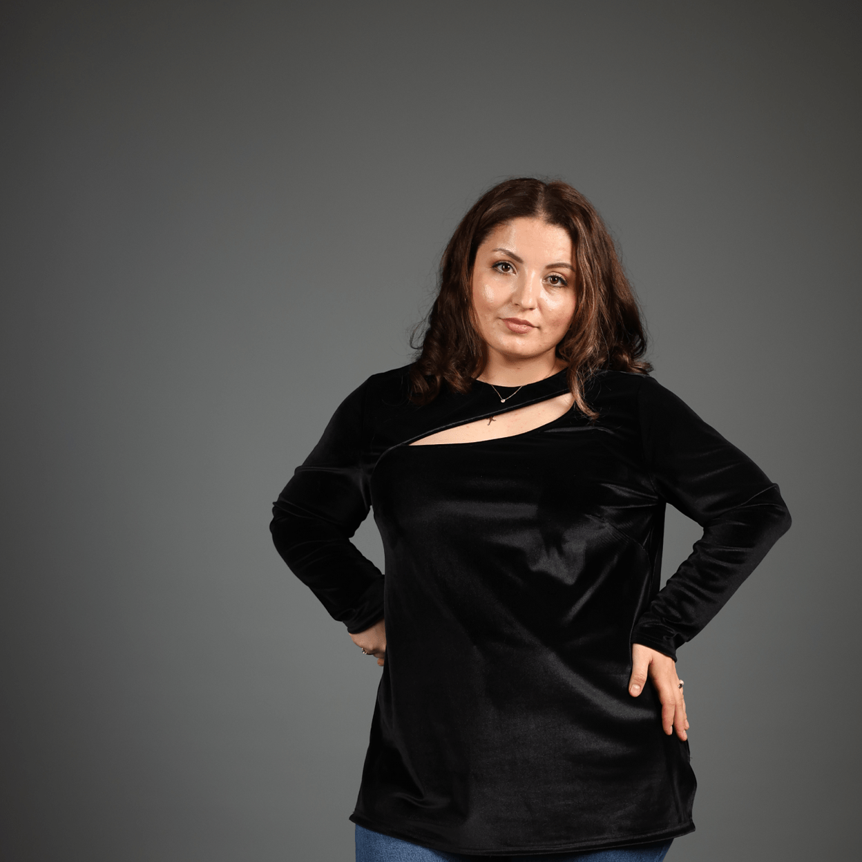 Купить Лонгслив из бархата черный