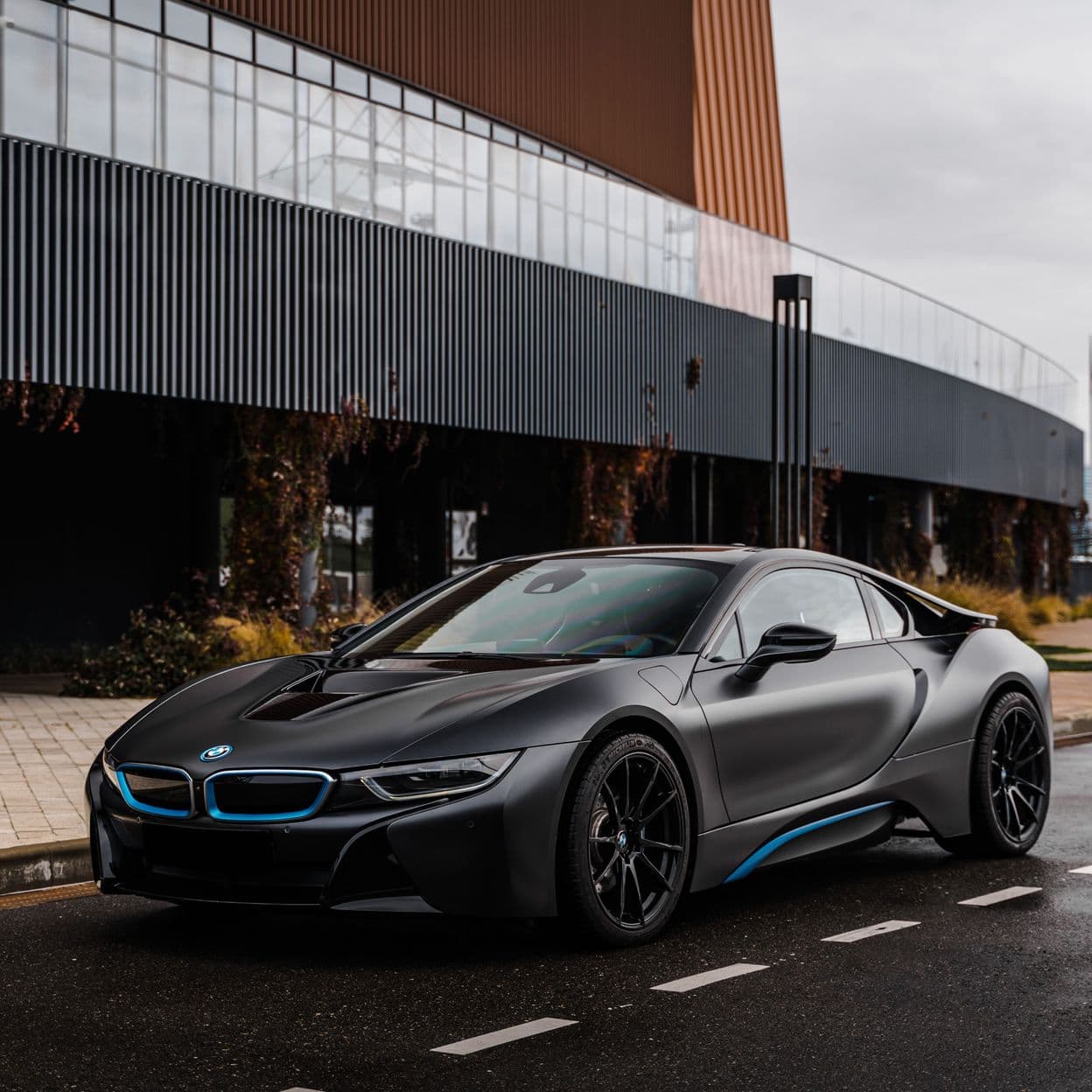 Купить BMW i8