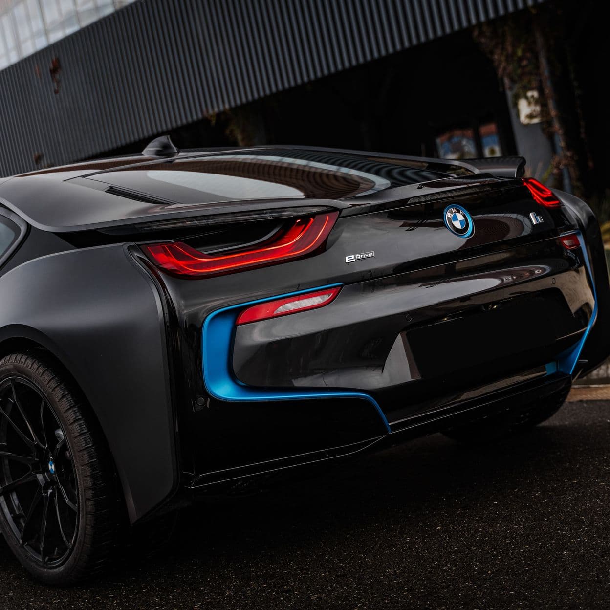 Купить BMW i8