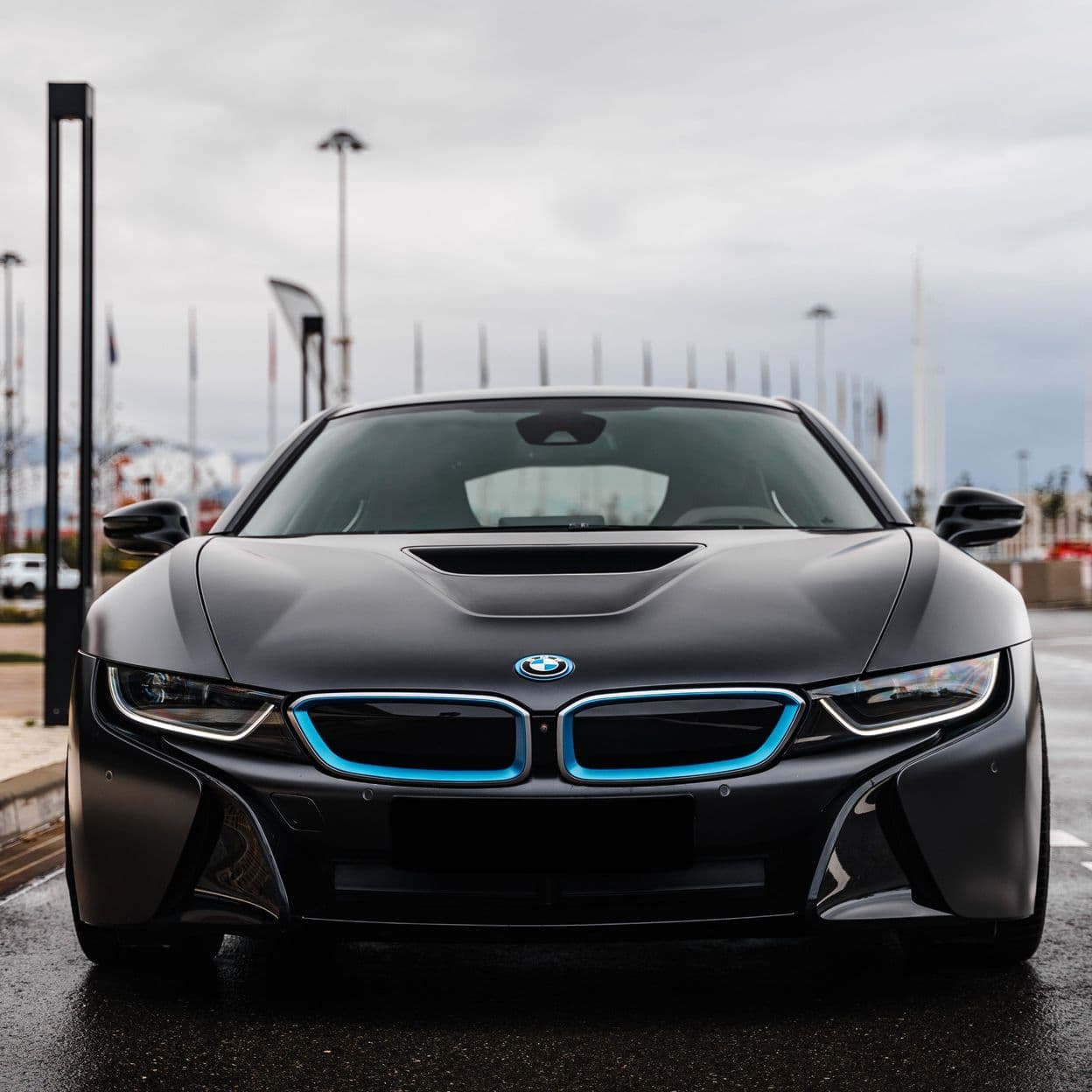 Купить BMW i8
