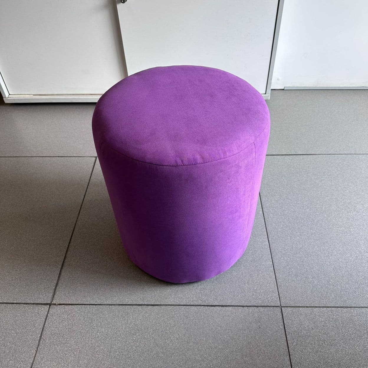Купить Круглый пуф фиолетовый