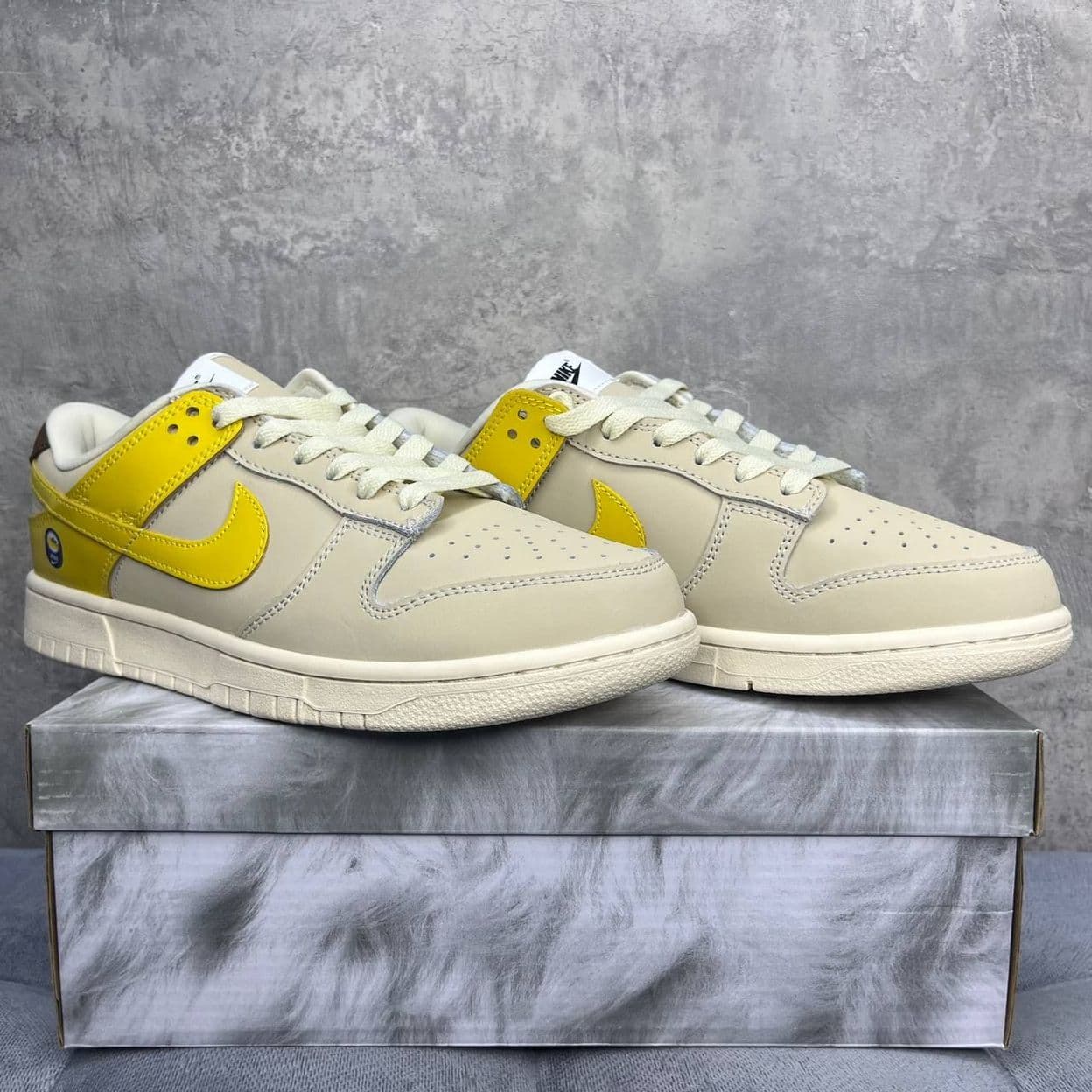 Купить Nike Dunk Low LX WMNS "Banana"