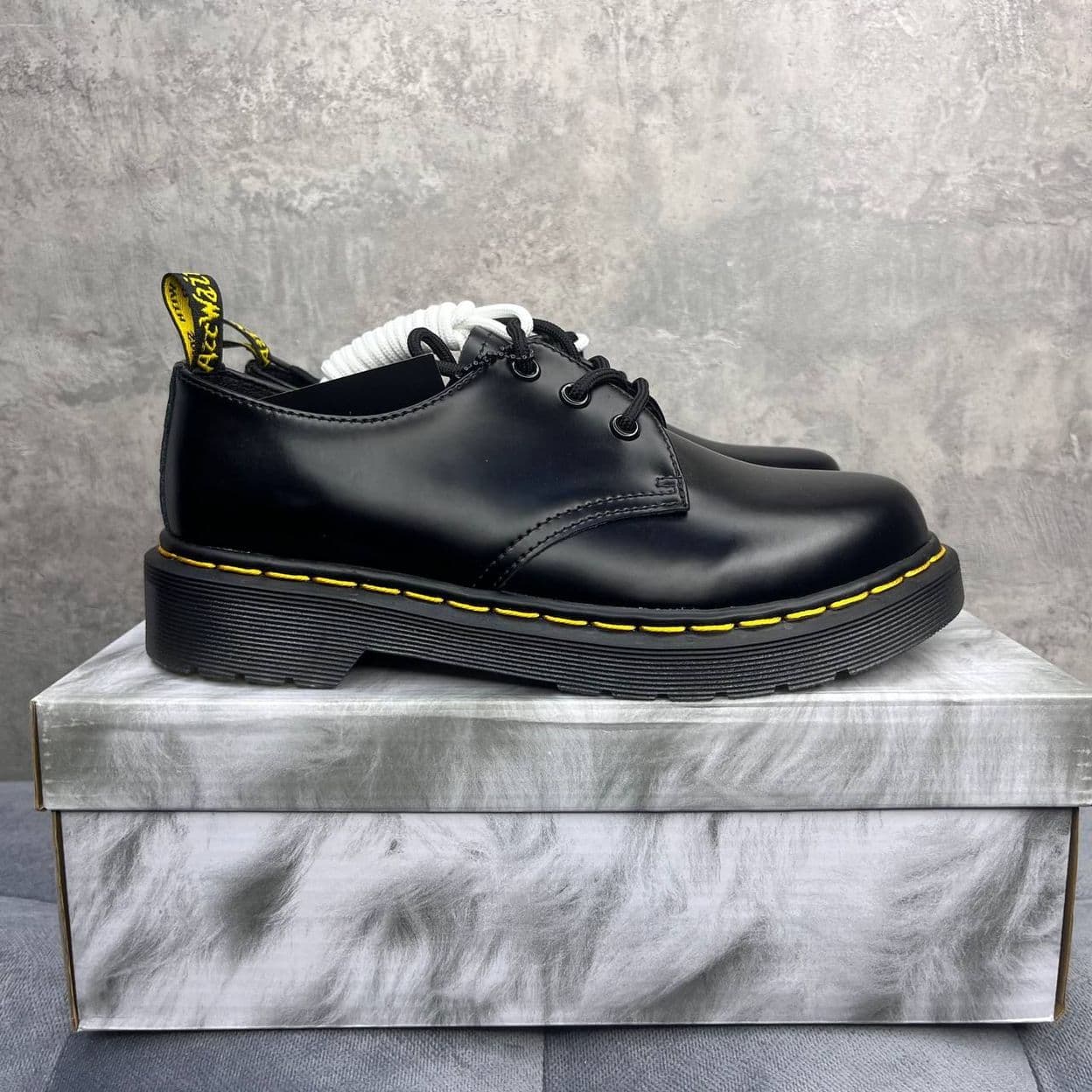 Купить Dr. Martens Wildhorse