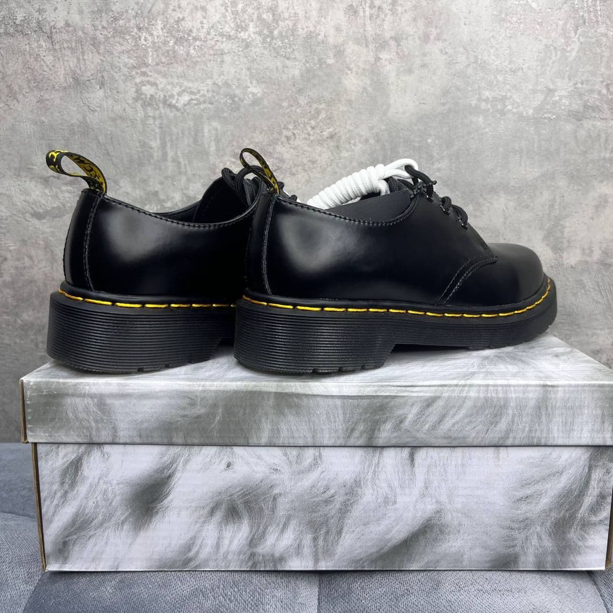 Купить Dr. Martens Wildhorse