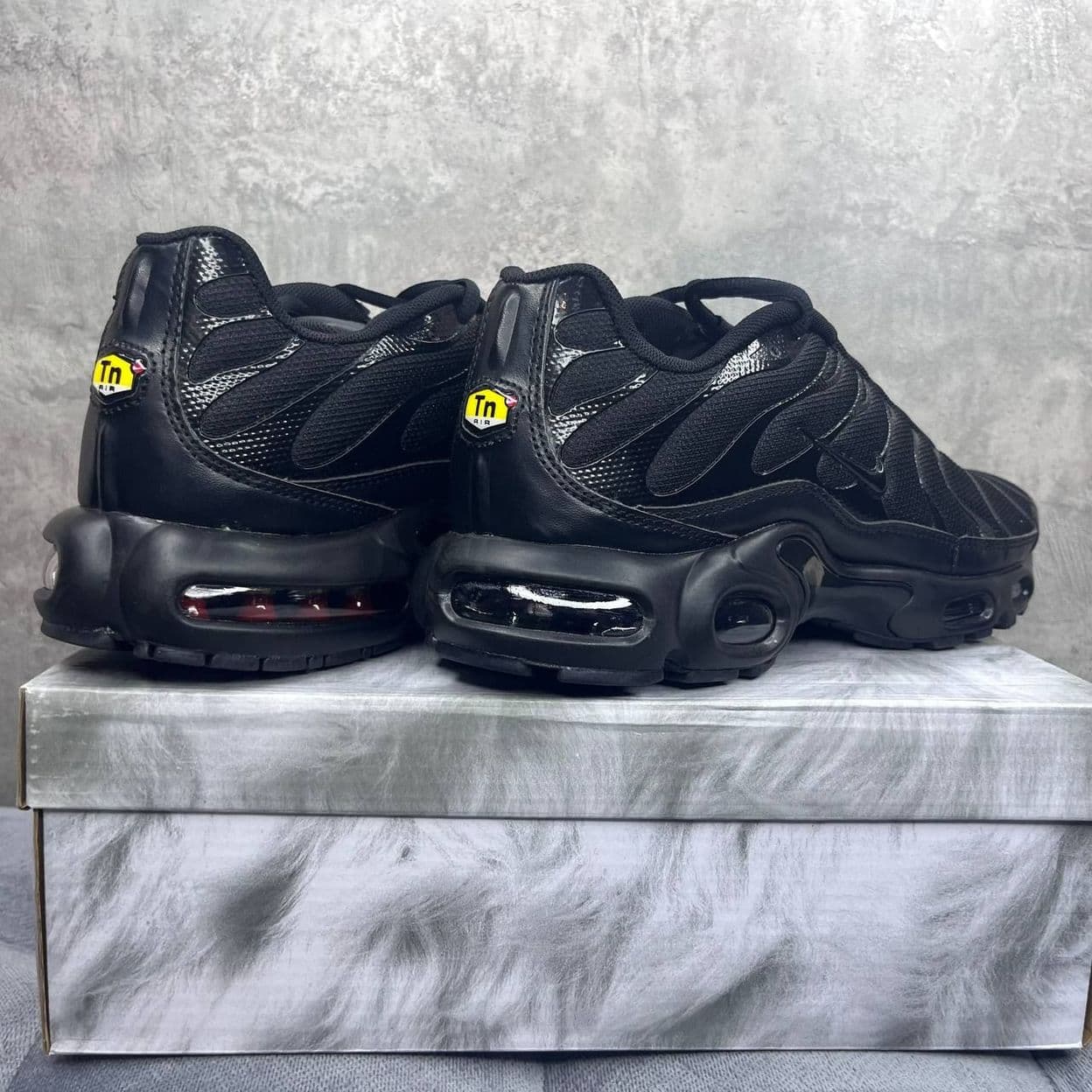 Купить Nike Air Max Tn Plus Black