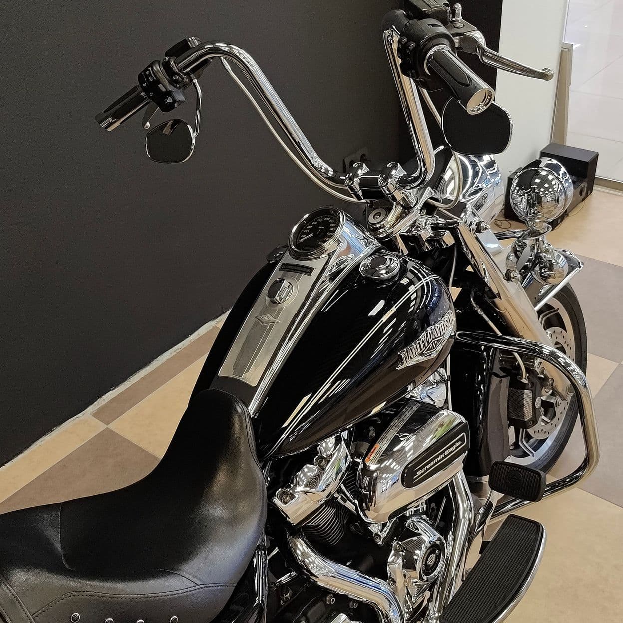 Купить Harley-Davidson Road King 