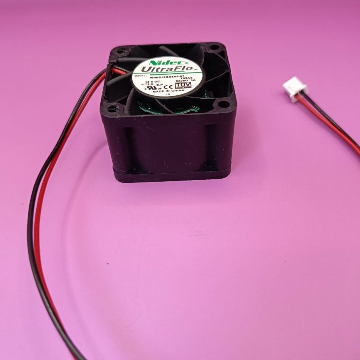 Купить Вентилятор NIDEC 40x40х28 3500 (0,73 A) 2 пин