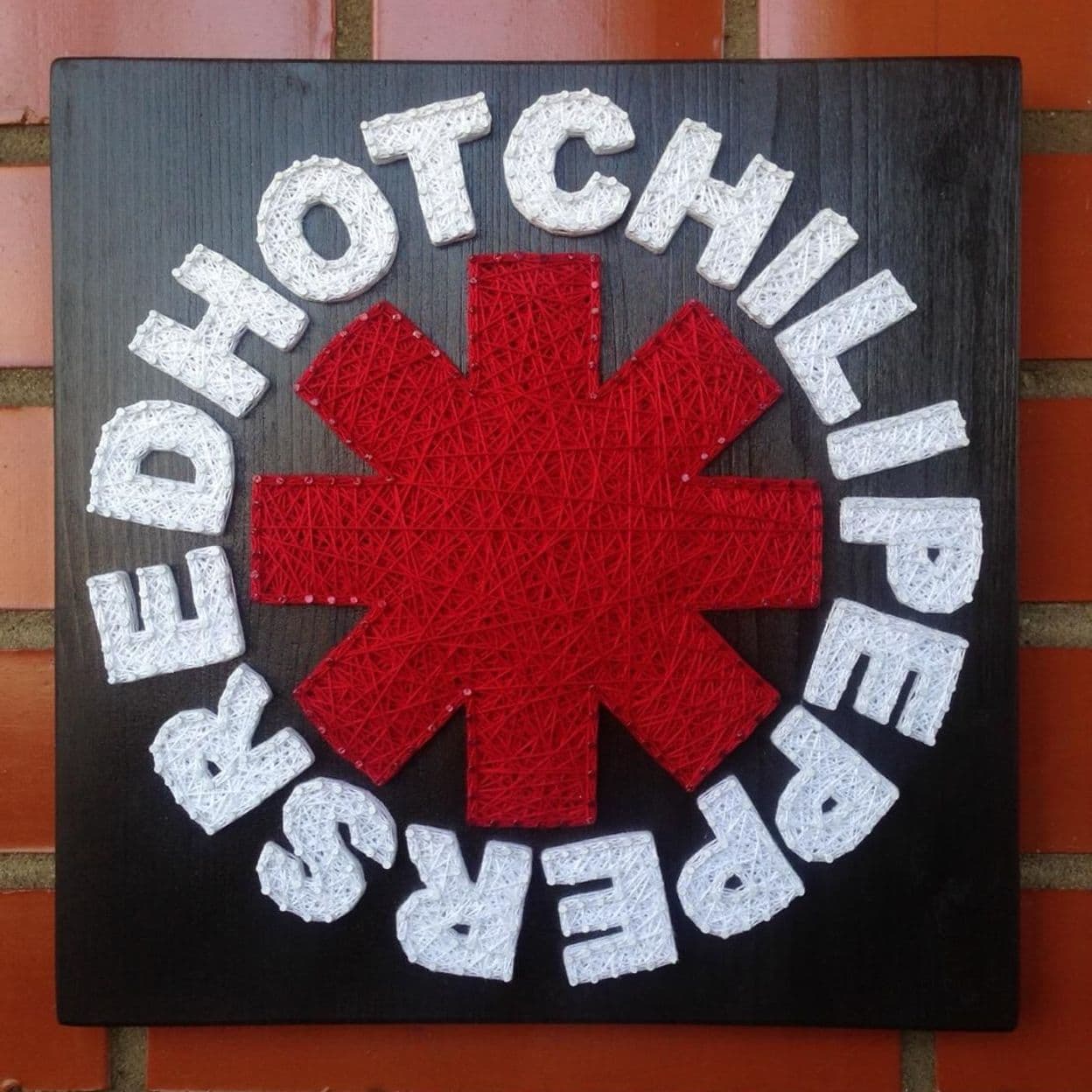 Купить Картина нитками "Red Hot Chili Peppers"
