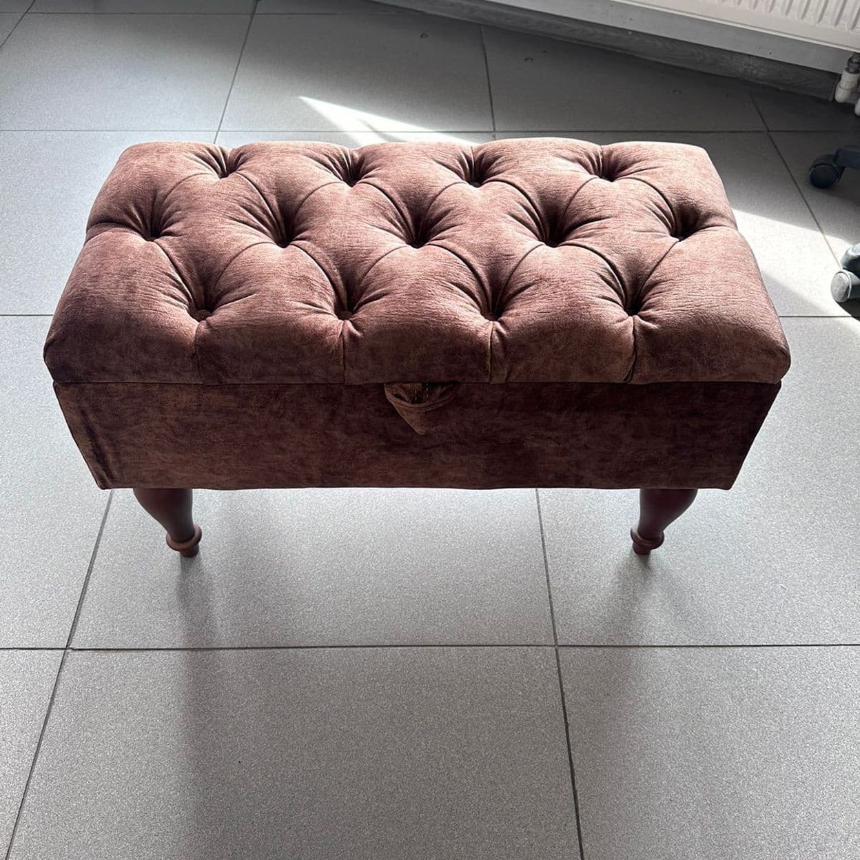 Купить Банкетка на ножках