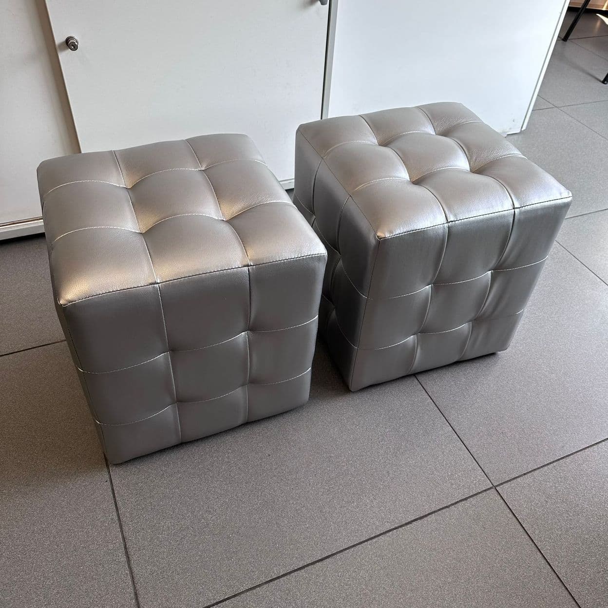 Купить Комплект пуф "КУБИК"