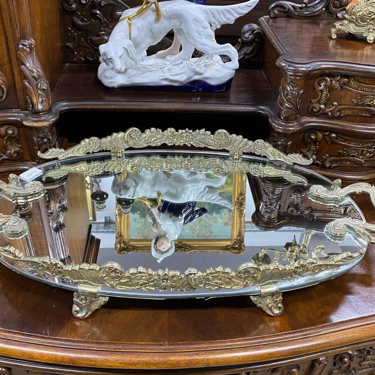 Купить Старинный зеркальный поднос