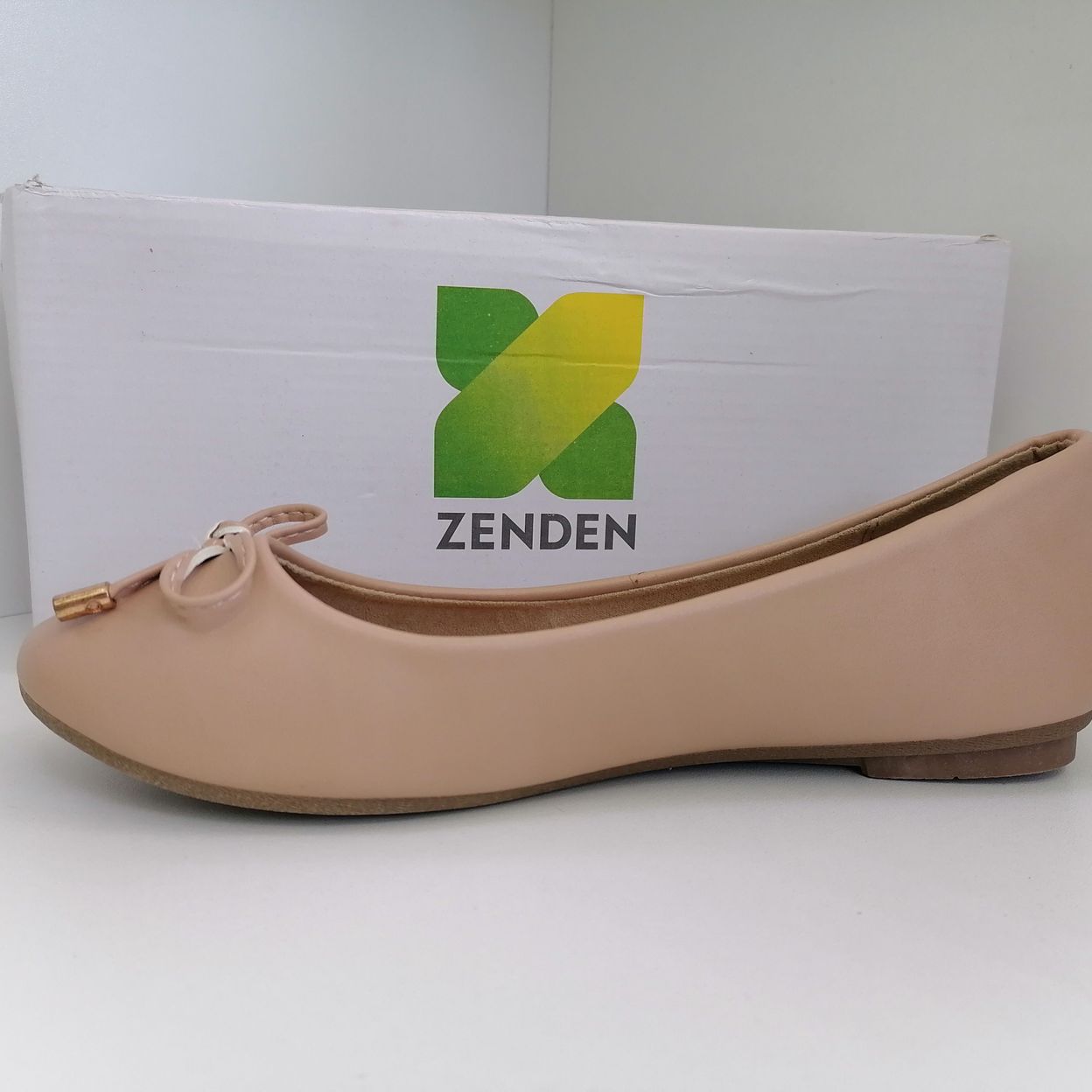 Купить Туфли девичьи Zenden